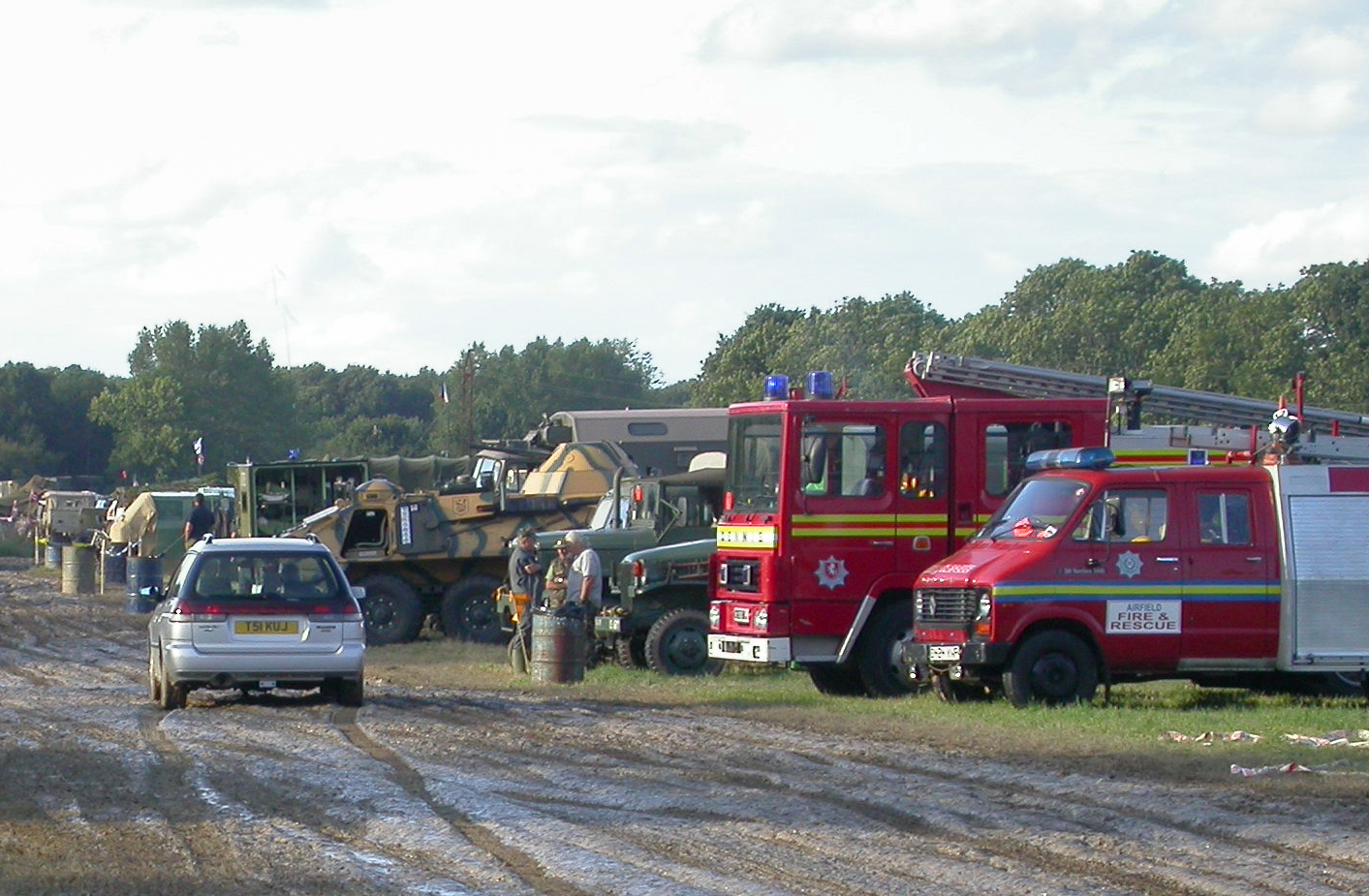 Top field muddy road 5402